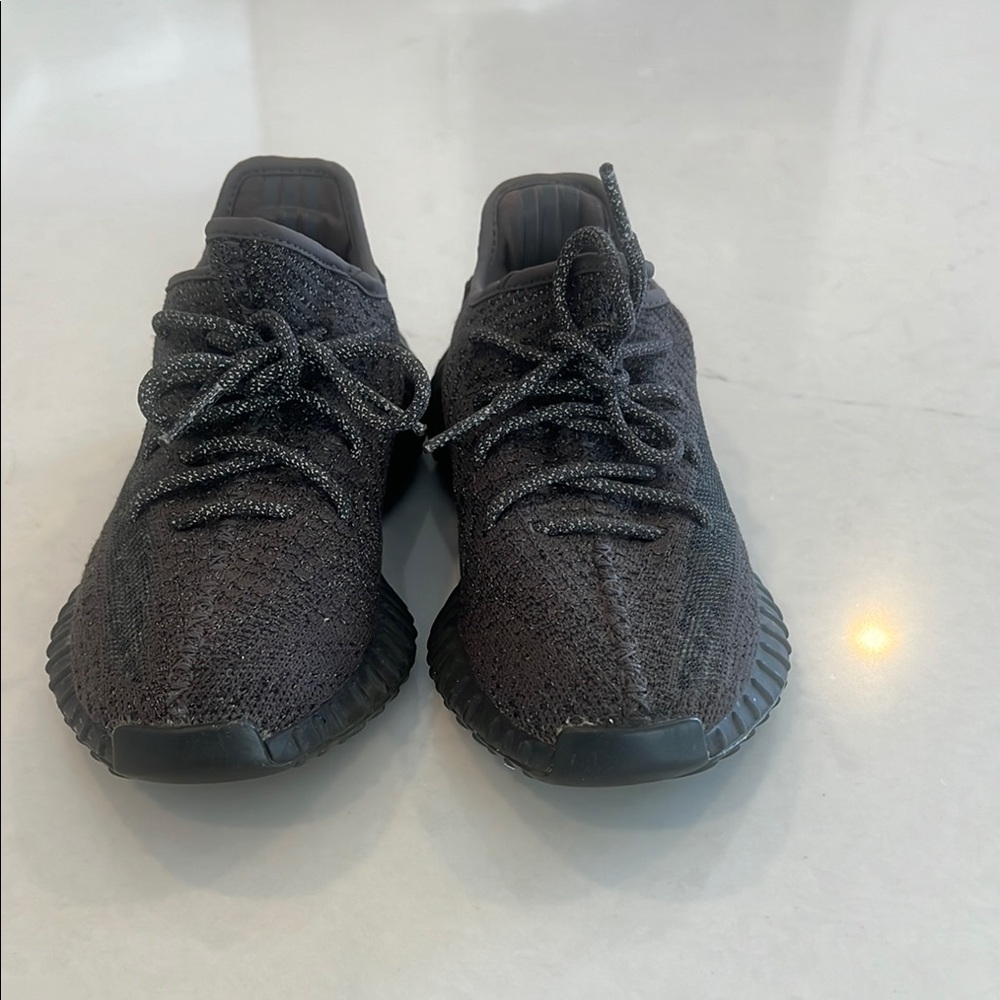 Yeezy 350 V2 Black Reflective Sneakers with Knit Design and Ribbed Sole - Picture 2 of 5